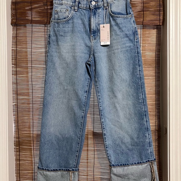 NWT!  Mango Women's Jeans     Size 4        Mid waist, Regular fit, Crop length💕 - Picture 2 of 7